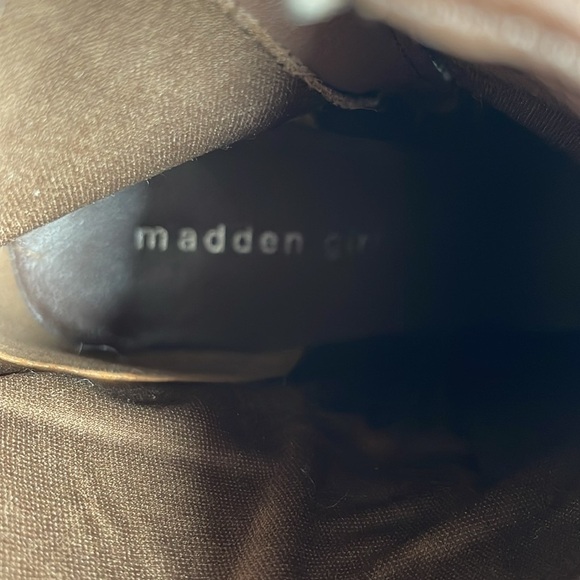 Madden Girl Steve Madden While Elegant Brown Ankle Boots - Picture 11 of 12